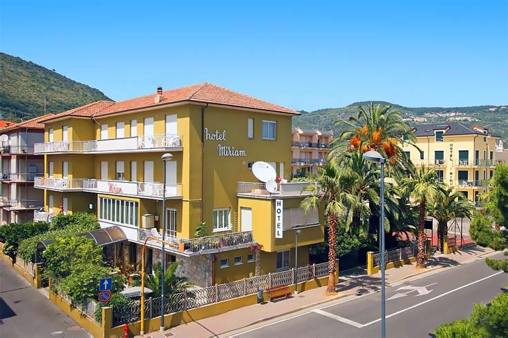 Hotel Miriam Pietra Ligure Exterior foto